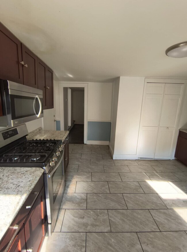 Photo - 165 North St Apartamentos Unidad 2Upstairs