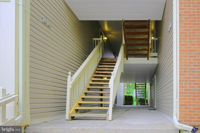 Photo - 3801 Ridge Knoll Ct Unit 210-A