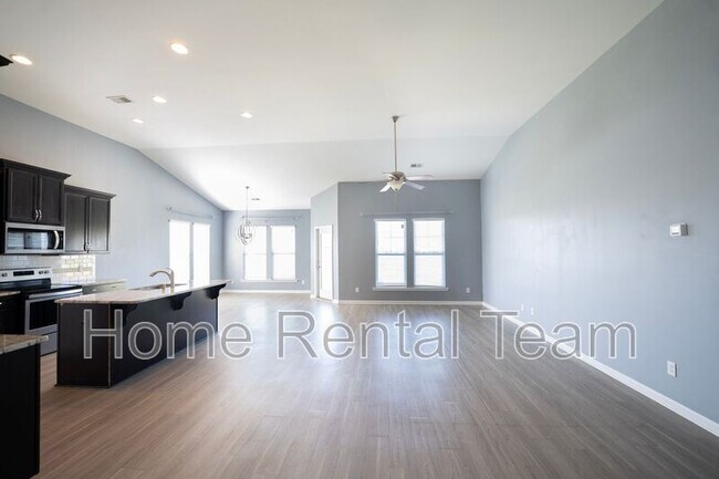 Photo - 190 Brickhill Cir