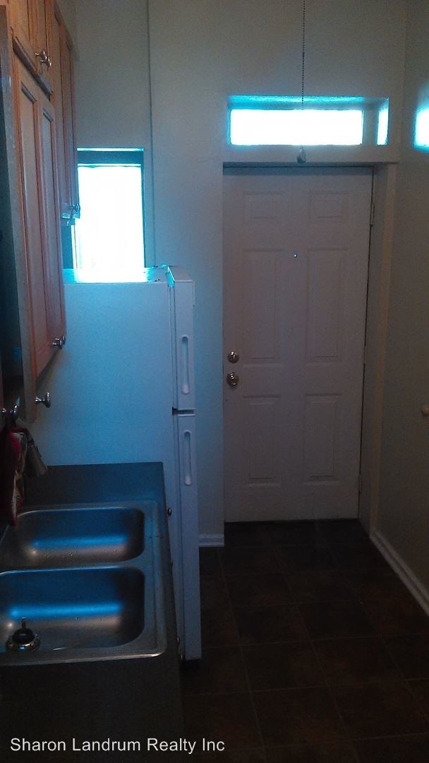 Photo - 1215 S 4th St Apartment