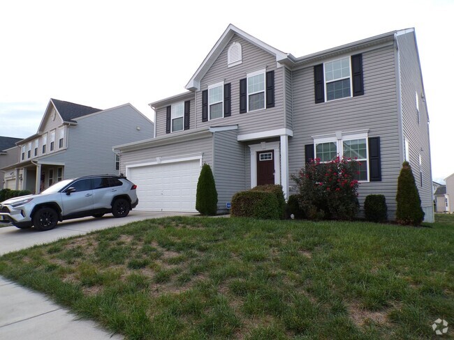 Building Photo - Spacious Colonial in Lee's Parke Rental