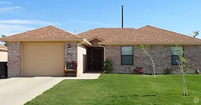 Building Photo - 108 Round Rock Dr Rental