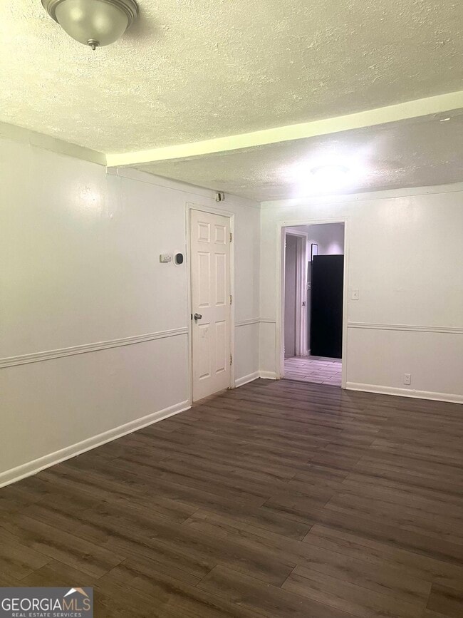 Photo - 3324 Miller Rd