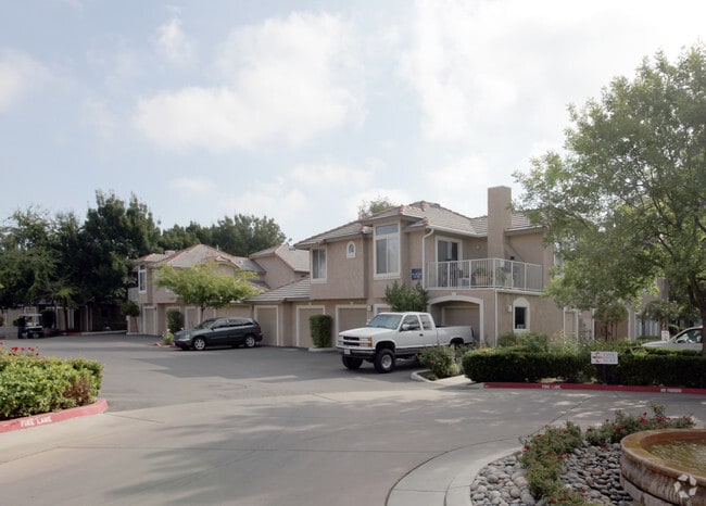 Photo - Le Provence at the Dominion