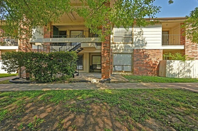 Photo - 1705 Crossing Pl Unit 112 A