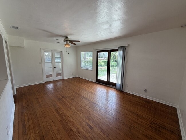 Photo - 2 Bed/1 Bath