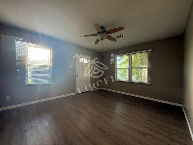 Photo - 2226 N 28th St House