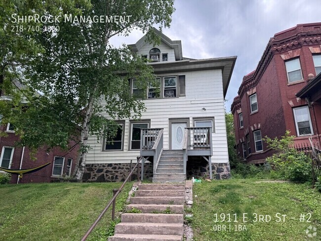 Building Photo - 1911 E 3rd St Unit #2 Rental