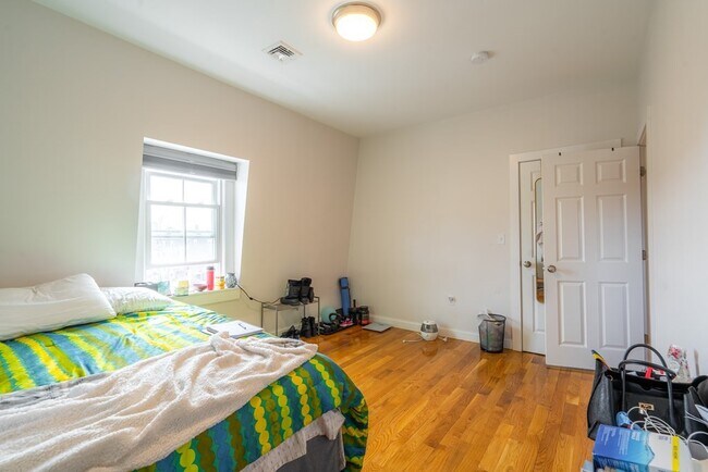 Photo - 745 Somerville Ave Unit 3