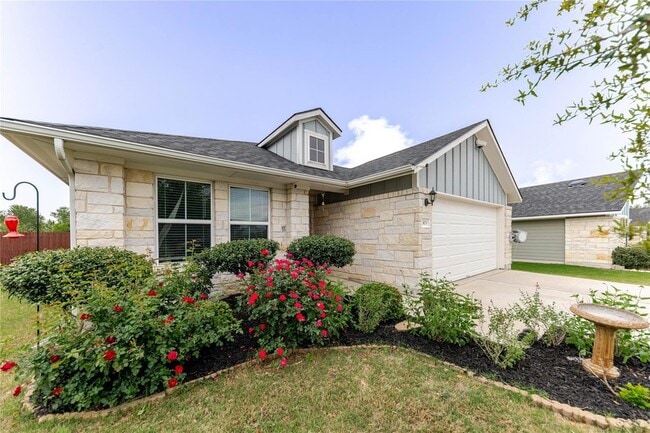 Photo - 303 Schuylerville Dr