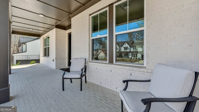 512 Cedar Crest Cir