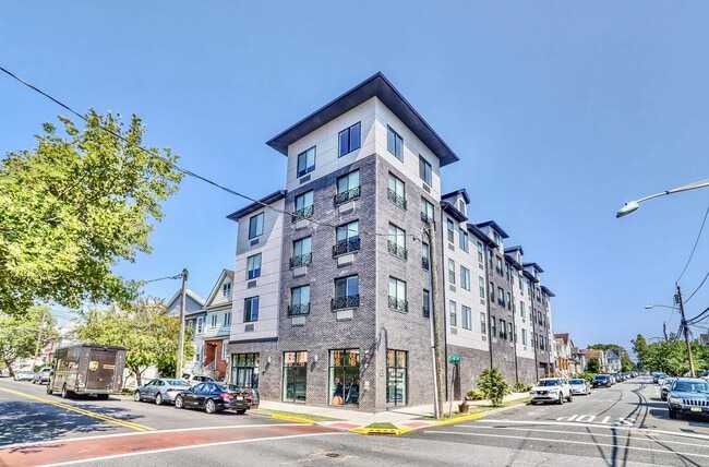 Building Photo - 140 Avenue B Unit 306 Rental