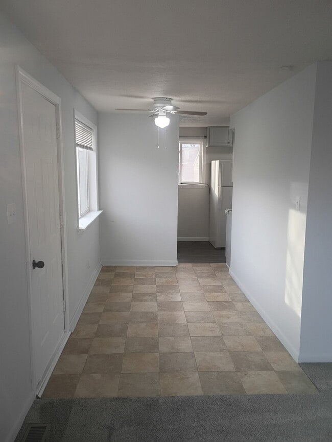 Photo - 106 N Mitchner Ave