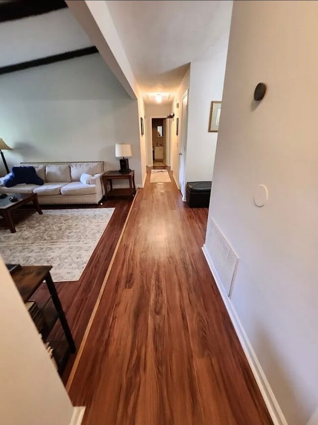 Photo - North Columbus 3 Bedrooms 2 Bath Garage
