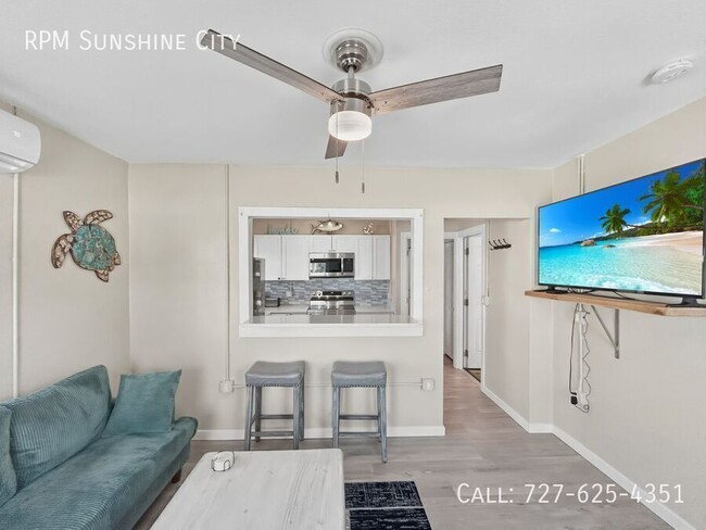 Photo - 14135 Palm St Unit 4