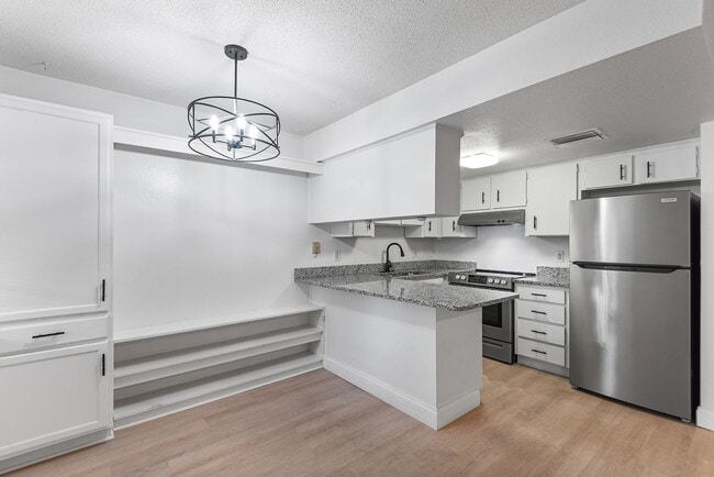 Photo - ST PETE APARTMENT FOR RENT!! Unit #106