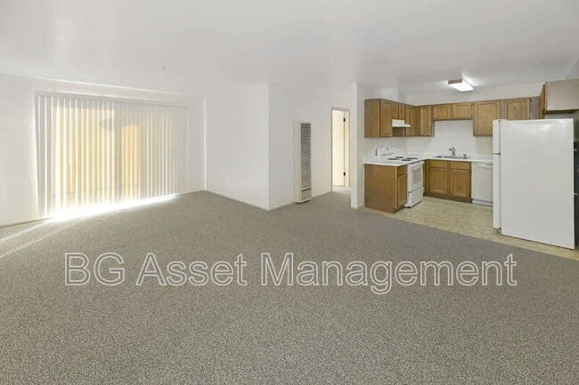 Building Photo - 1233 S 56th St Unit 9