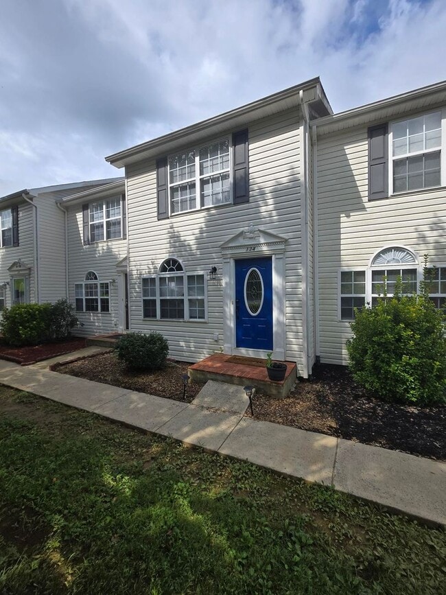 Photo - Spacious 2-Bedroom Townhome – Private Deck...