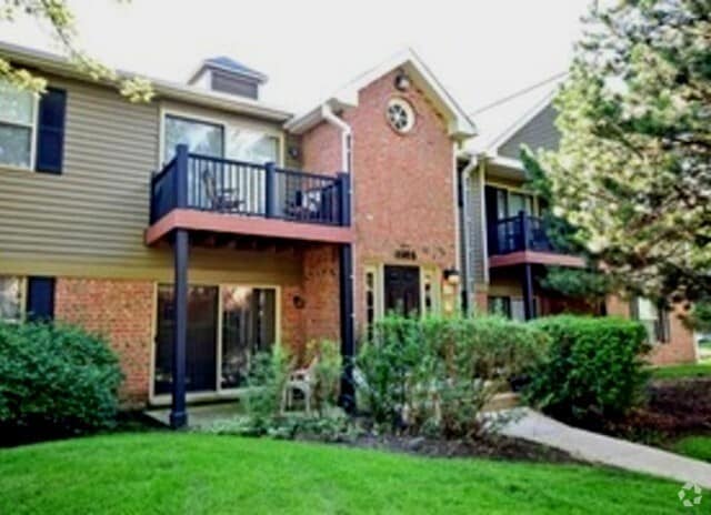 Building Photo - 1585 Raymond Dr Unit 102 Rental