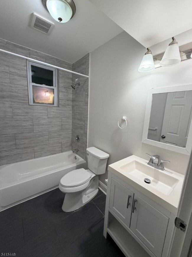 469 Alden St Unit 1