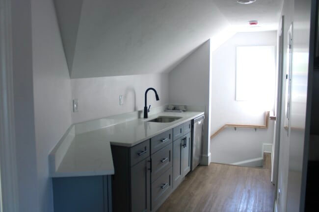 Building Photo - 76 Park St Unit 3