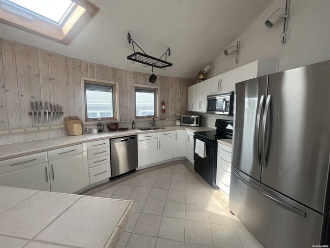 Photo - 85 Bungalow Ln