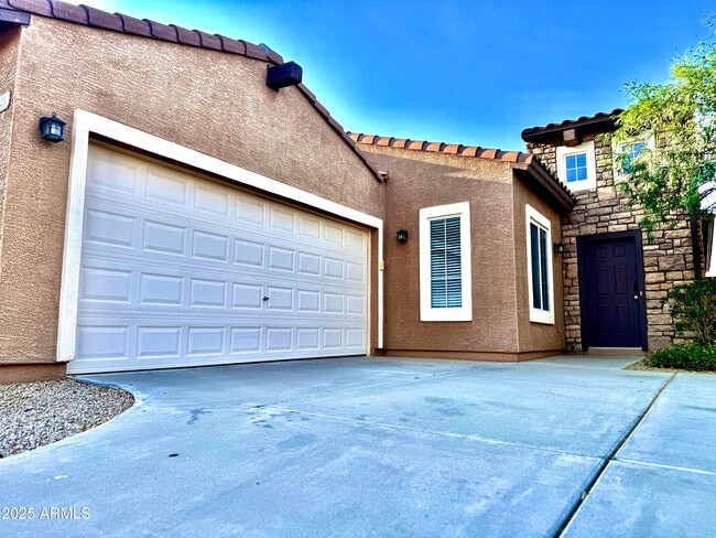 Photo - 14841 W Desert Hills Dr