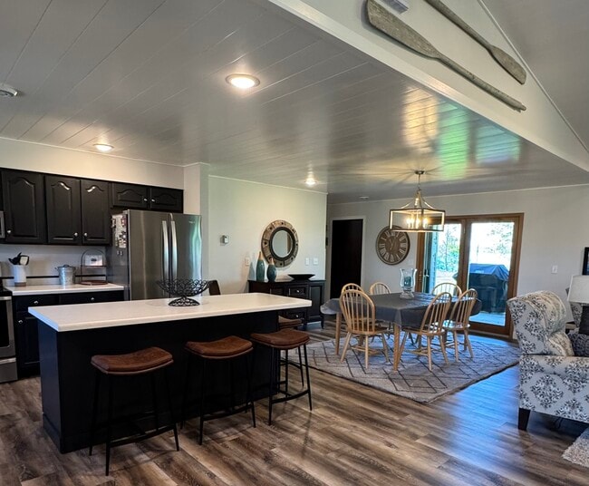 Photo - 41208 Marion Dr N