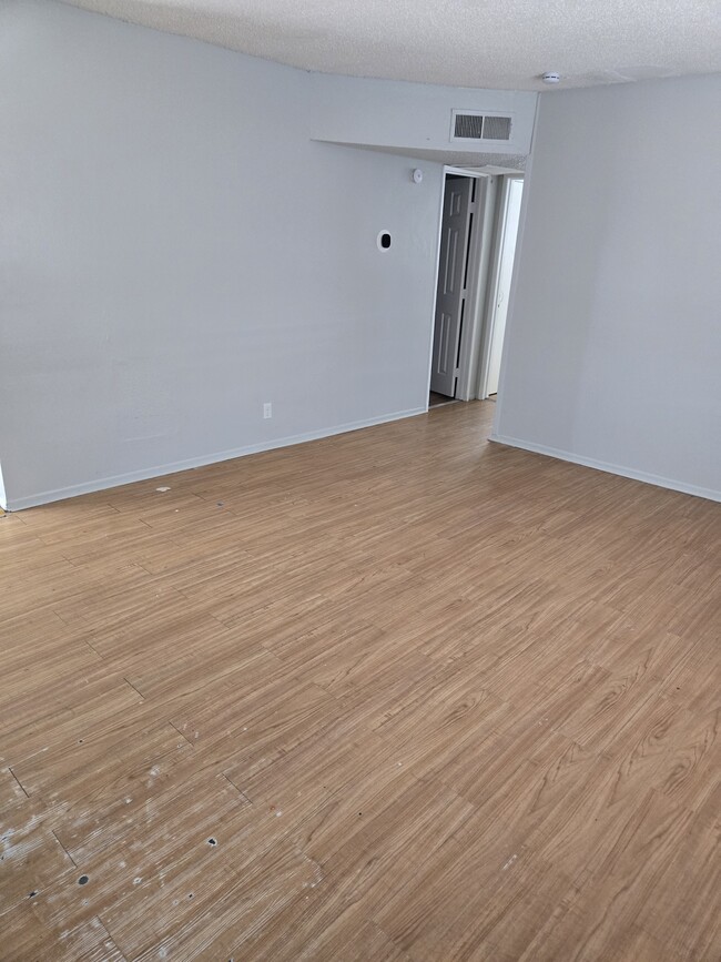 705 Morgan Ave Unit 1
