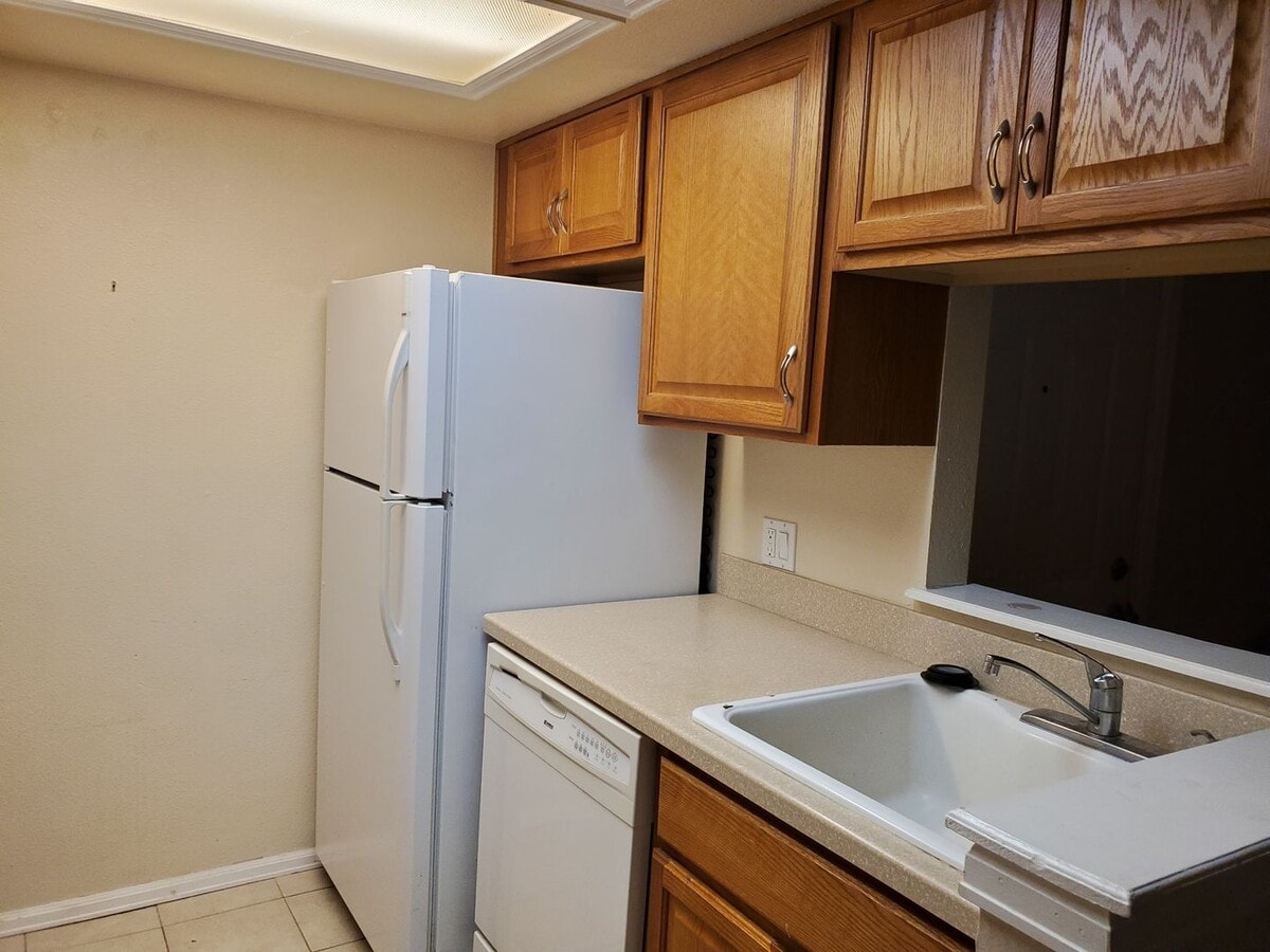 Photo - 844 Tenderfoot Hill Rd Unit 102