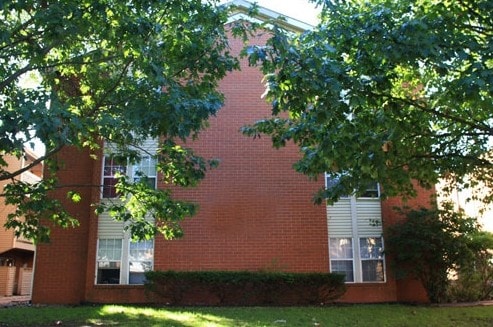 Photo - 105 E. Daniel