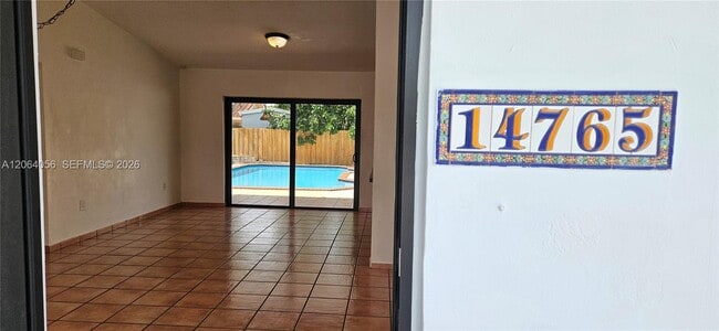 Photo - 14765 Kendale Lakes Blvd