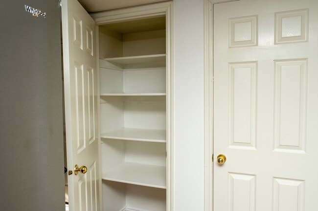 Photo - 73 Hampton Pl