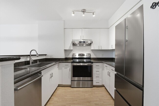 Photo - 8100 Oceaview Terrace-119