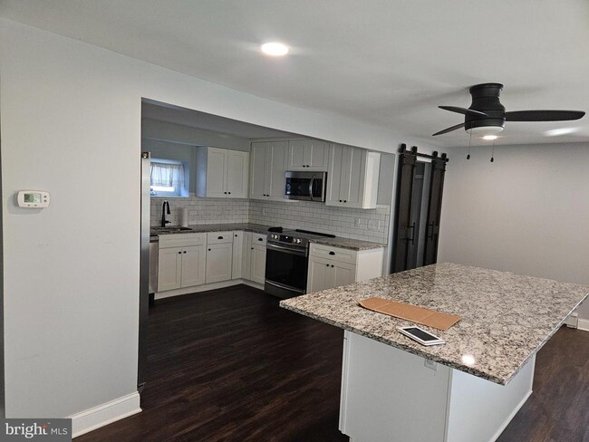 Photo - 414 Delaware Ave