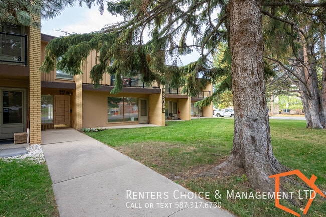 Building Photo - Second Floor Apartment, Utilities Included