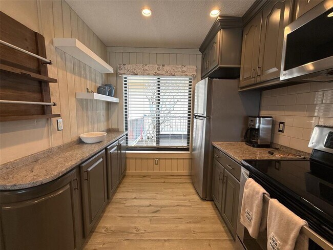 Photo - 6158 Palma Del Mar Blvd S Unidad 205