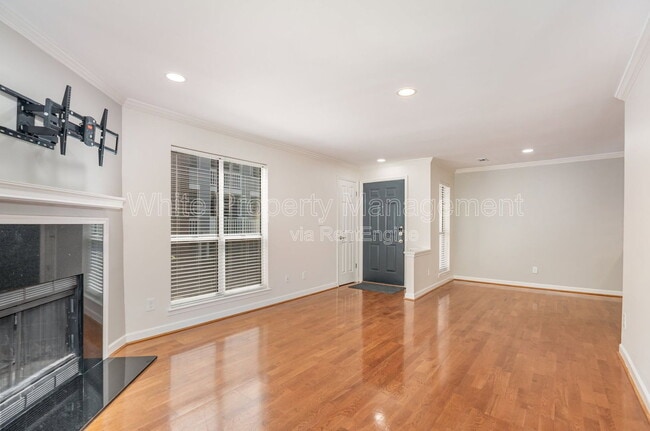 Photo - 2516 Cranbrook Ln Unidad 9