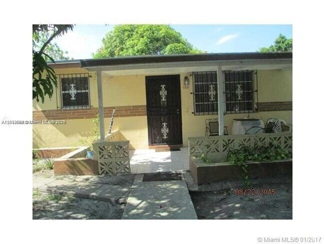 Building Photo - 1351 NE 154th St Unit B Rental