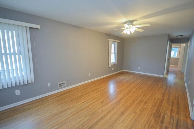 Photo - 3br ranch style home near Sunset Terrace Elementary!