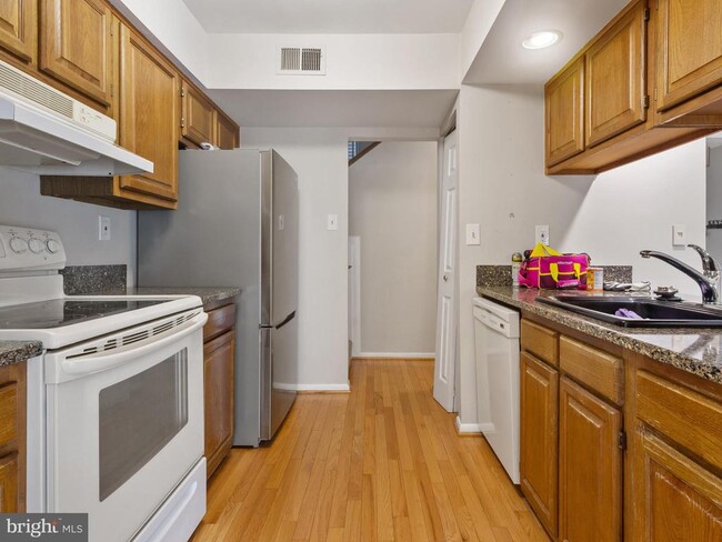 Photo - 4720 Colonel Ashton Pl