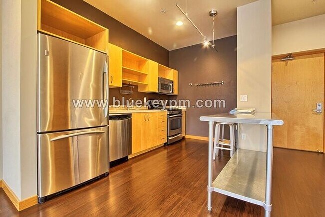 Photo - REDUCED RENT... #207- 1 Bed 1 Bath Condo in the Pearl District