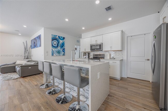 Photo - 7126 Rockwood Rd