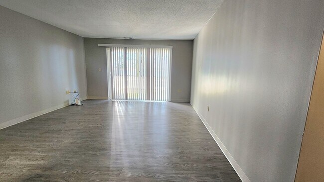 Photo - 51 Ocean View Dr Unit 105