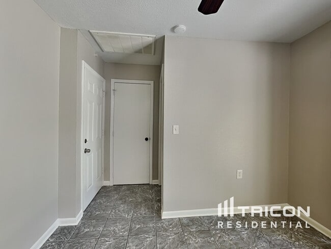 Photo - 3701 Sapphire Ln