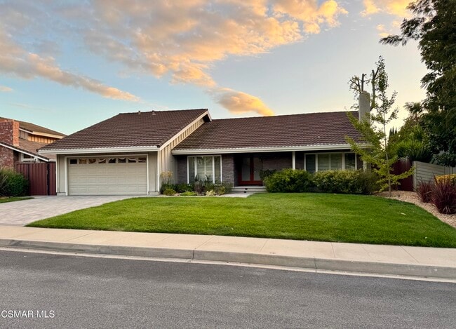 Building Photo - 3131 W Black Hills Ct