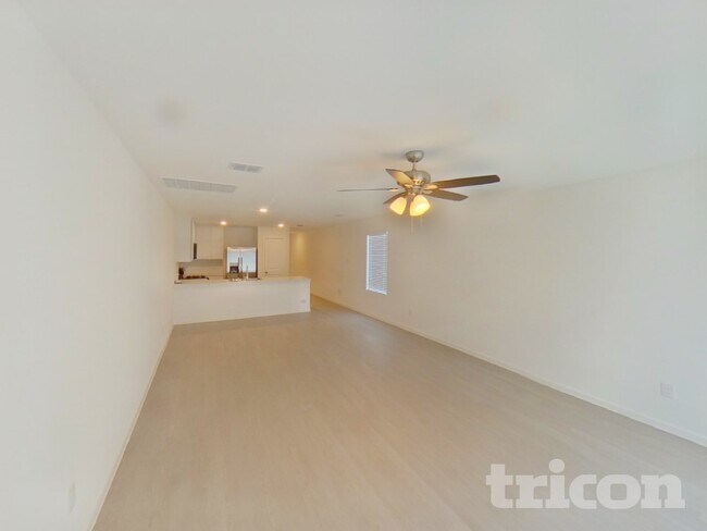 Photo - 838 Ponderosa Ln