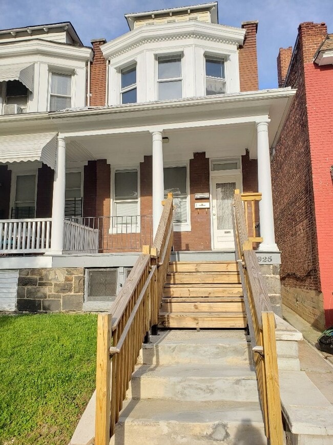 Photo - 3925 Greenmount Ave Unit 3925 Greenmount Ave Apt 2