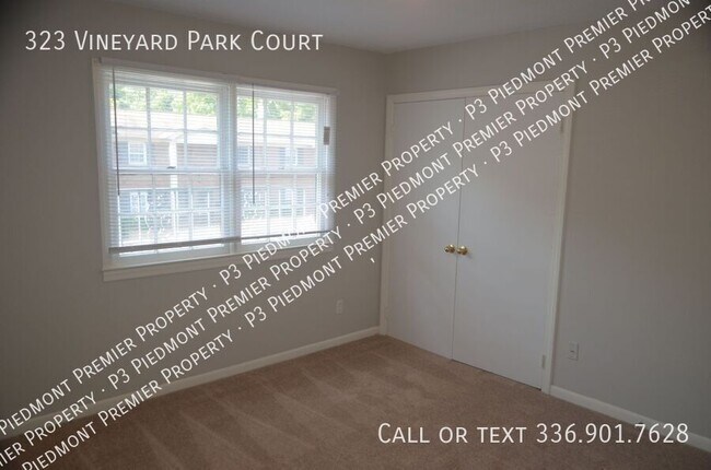 Photo - 323 Vineyard Park Ct