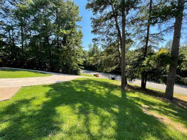 Photo - Secluded 2/1.5 Apartment East Rome $1,095